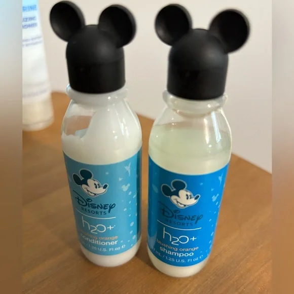 Disney Resorts Bath And Body Bundle - Picture 5 of 6
